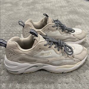 Fila Cream Sneakers with Black and White Laces